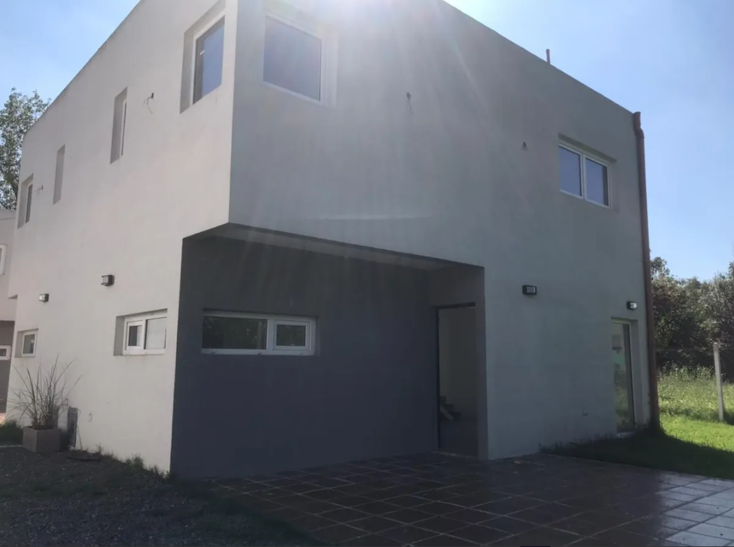 501 y 27 Conjunto de Viviendas